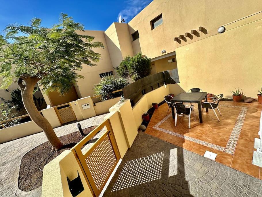 Sol & Mar Villa El Medano  Exterior photo